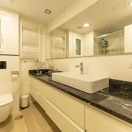 Apartment Orzan Beach By Urban Flats